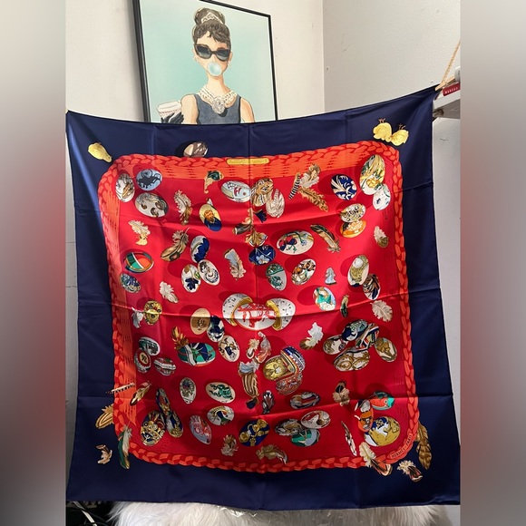 Authentic Hermes Silk Scarf 90 made in france - Picture 1 of 15